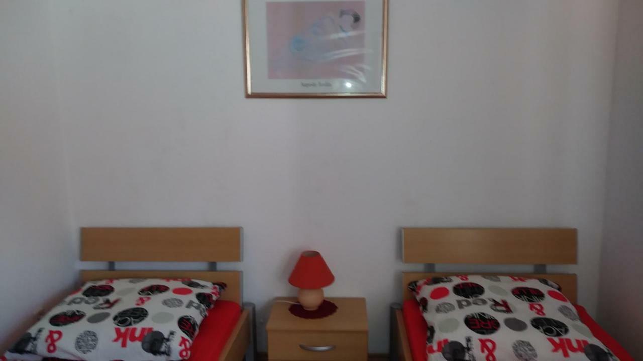 Ferienhaeuschen Villa Борн Екстериор снимка